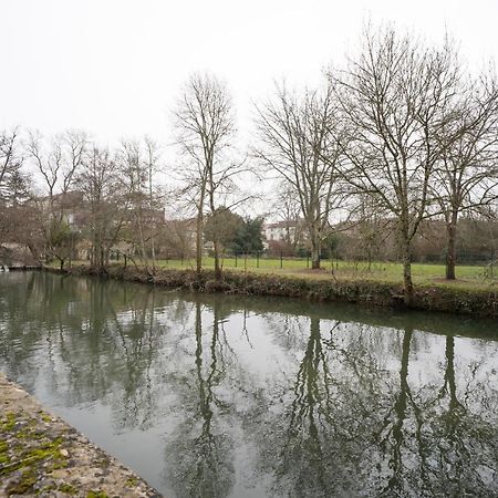 Résidence les Jardins de la Seugne Jonzac Exterior foto