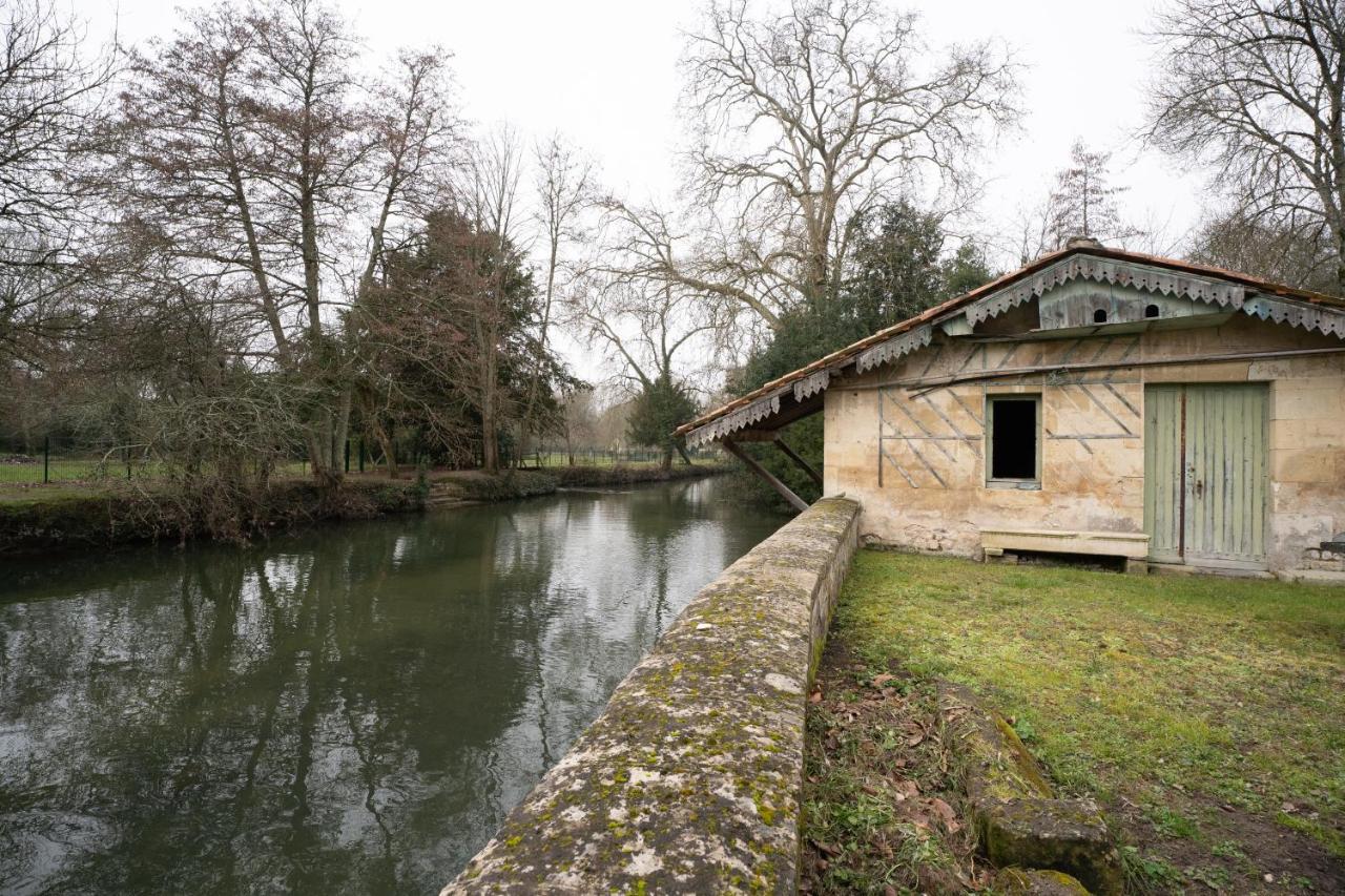 Résidence les Jardins de la Seugne Jonzac Exterior foto